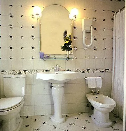 Hotel Riviera 3*